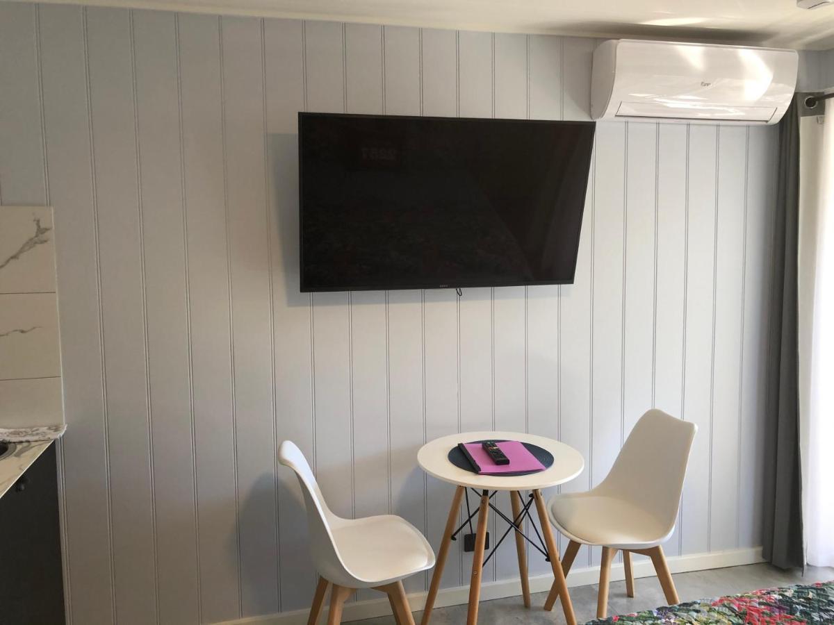 Hotel Agapi On Cambridge à Umina Beach Extérieur photo